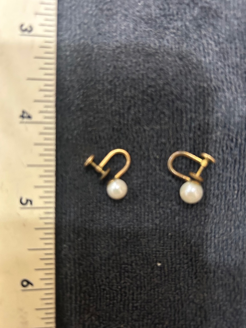 Screw-Back Pearl Earrings